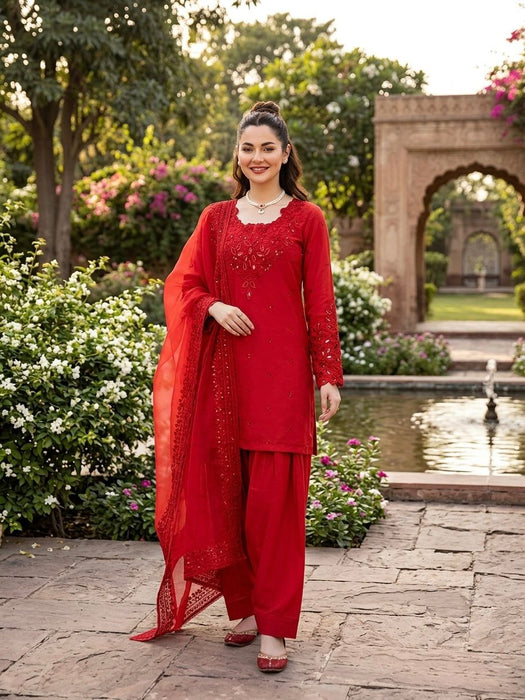 Natural crep with Soft Micro Cotton Lining with Thread with Sequence Work Salwar Kameez