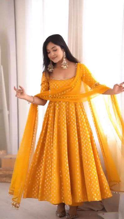 Chanderi Jacquard Butti with Real Mirror With Fancy Lace Salwar Kameez