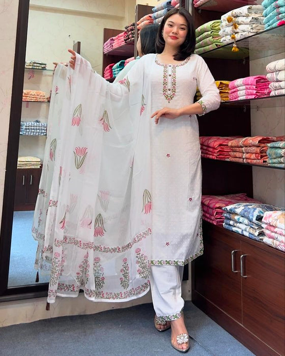 GEORGETTE BUTTI WITH EMBROIDERY WORK BEAUTIFUL SALWAR KAMEEZ