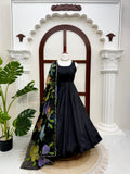Natural crep with Soft Micro Cotton Lining Beautiful Salwar Kameez