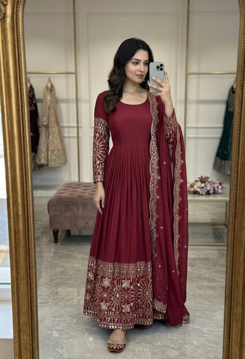 Latest Designer Trending Cinon Silk Gwon Pent&dupatta Reddy To Wear