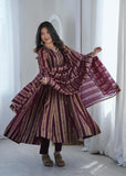 Heavy Viscose Weaving Zequard with Real Mirror Lace Work Salwar Kameez