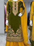 Natural crep with Intricate Thread & Sequence work Salwar Kameez