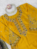 Natural crep with Intricate Thread & Sequence work Salwar Kameez