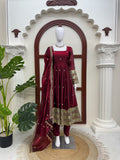 Fendy Silk with Soft Micro cotton Lining & Thread & Sequence Work Salwar Kameez