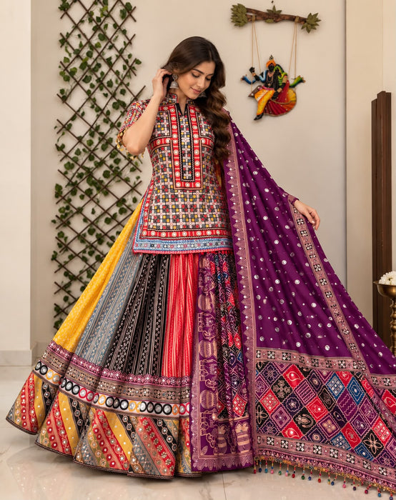 NAVRATRI SPECIAL Heavy MUSLIN COTTON Beautiful digital print & REAL MIRROR WORK CHANIYA CHOLI