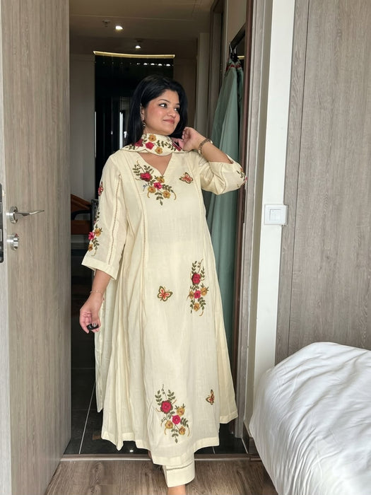 FESTIVE WEAR BEAUTIFUL KURTI WITH EMBROIDERY WORK PANT AND DUPATTA