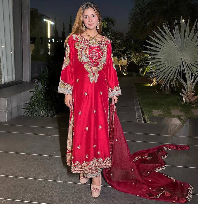 Premium CHINON with Beautiful Thread &amp; 5mm sequins embroidery work & Fully Stitch Blouse Salwar Kameez
