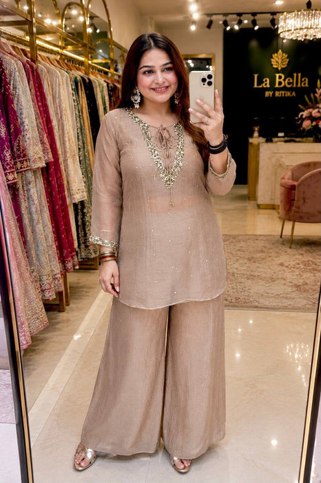 Beautiful crunchy silk with 5mm Siquence and zari Work & With Golden hanging Salwar Kameez