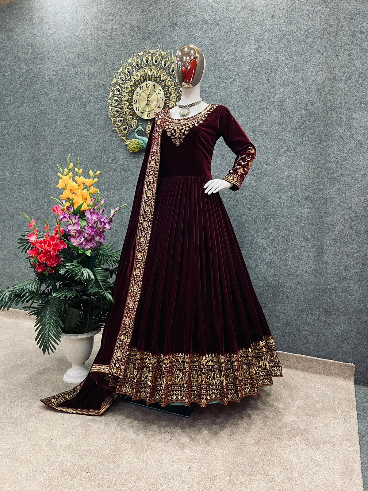 Amazon.com: Gzcdress Burgundy Velvet Dresses Long Sleeves Country Flower  Girl Dress for Wedding Party Vintage: Clothing, Shoes & Jewelry