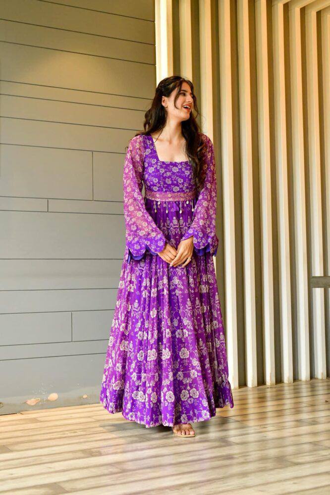 Navy blue gown with belt and dupatta – Label Dee
