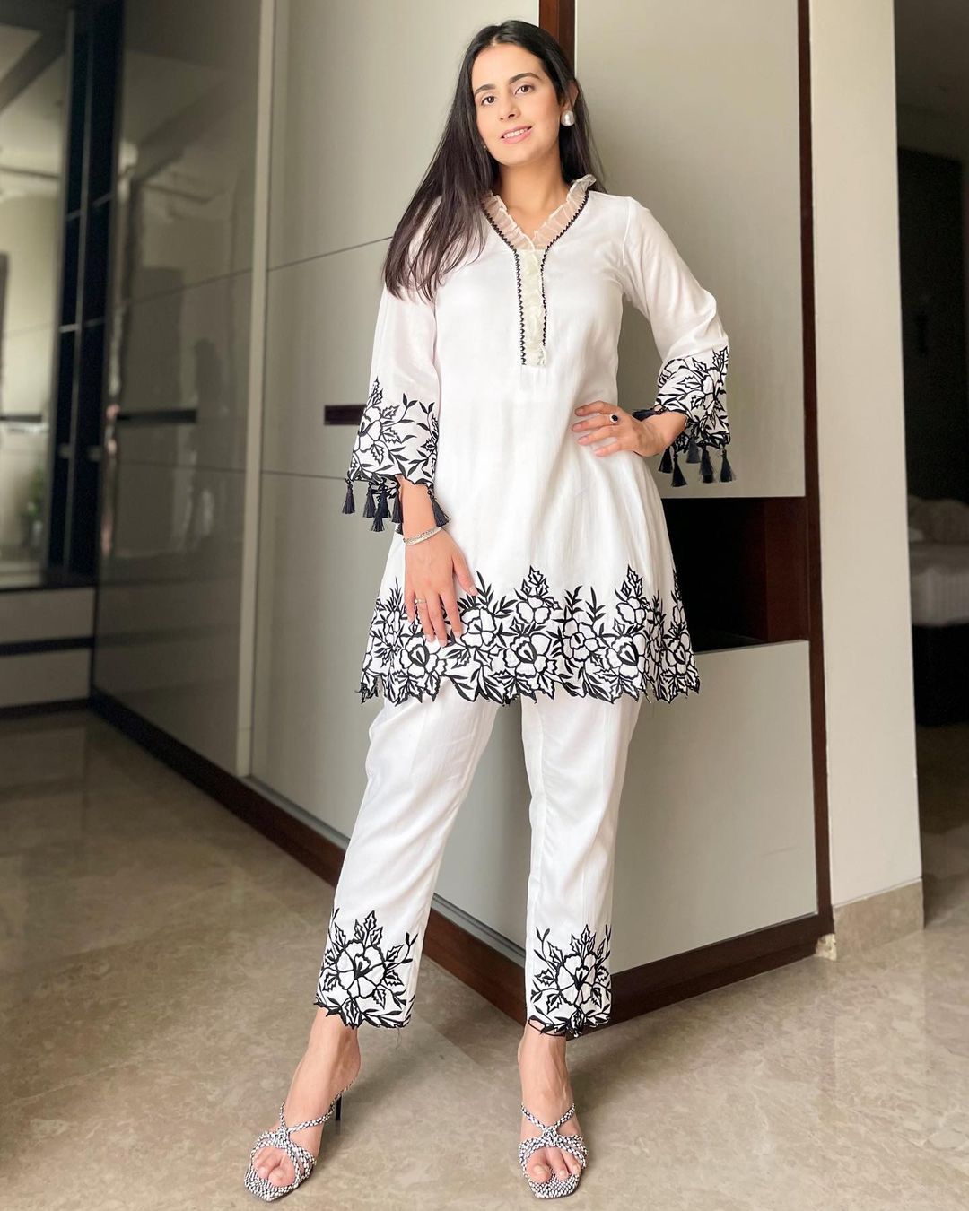 Buy White Heavy Worked Net Designer Suit | Straight Salwar Suits
