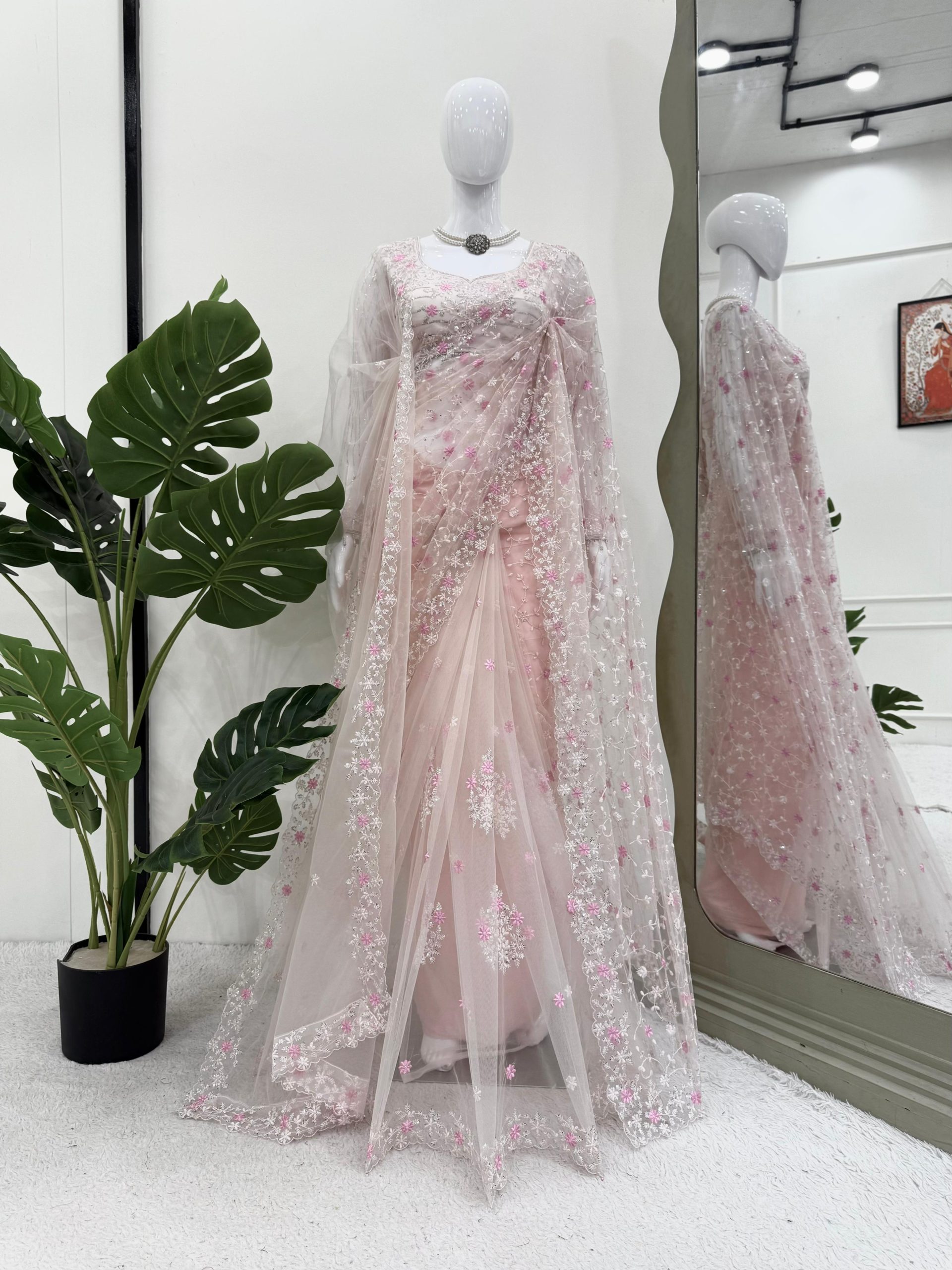 PHOTO-2025-11-11-17-07-31