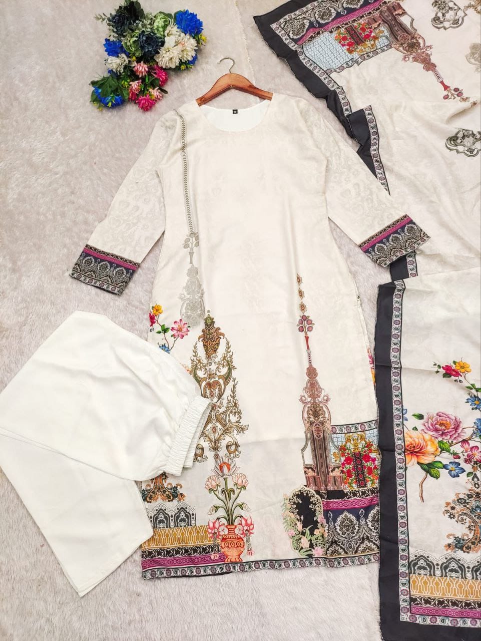 PHOTO-2025-12-04-10-45-23