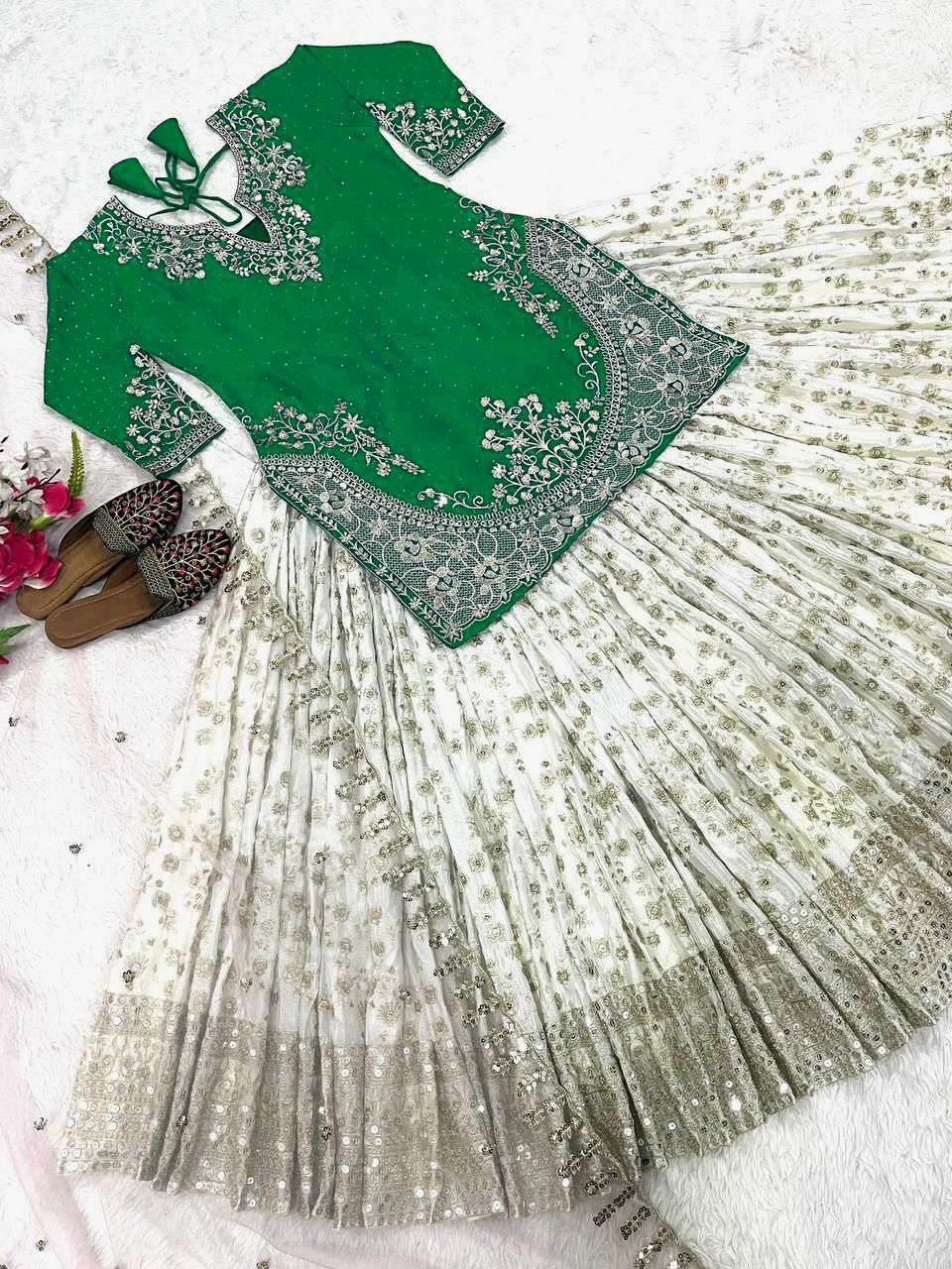 PHOTO-2025-12-05-10-35-56_1