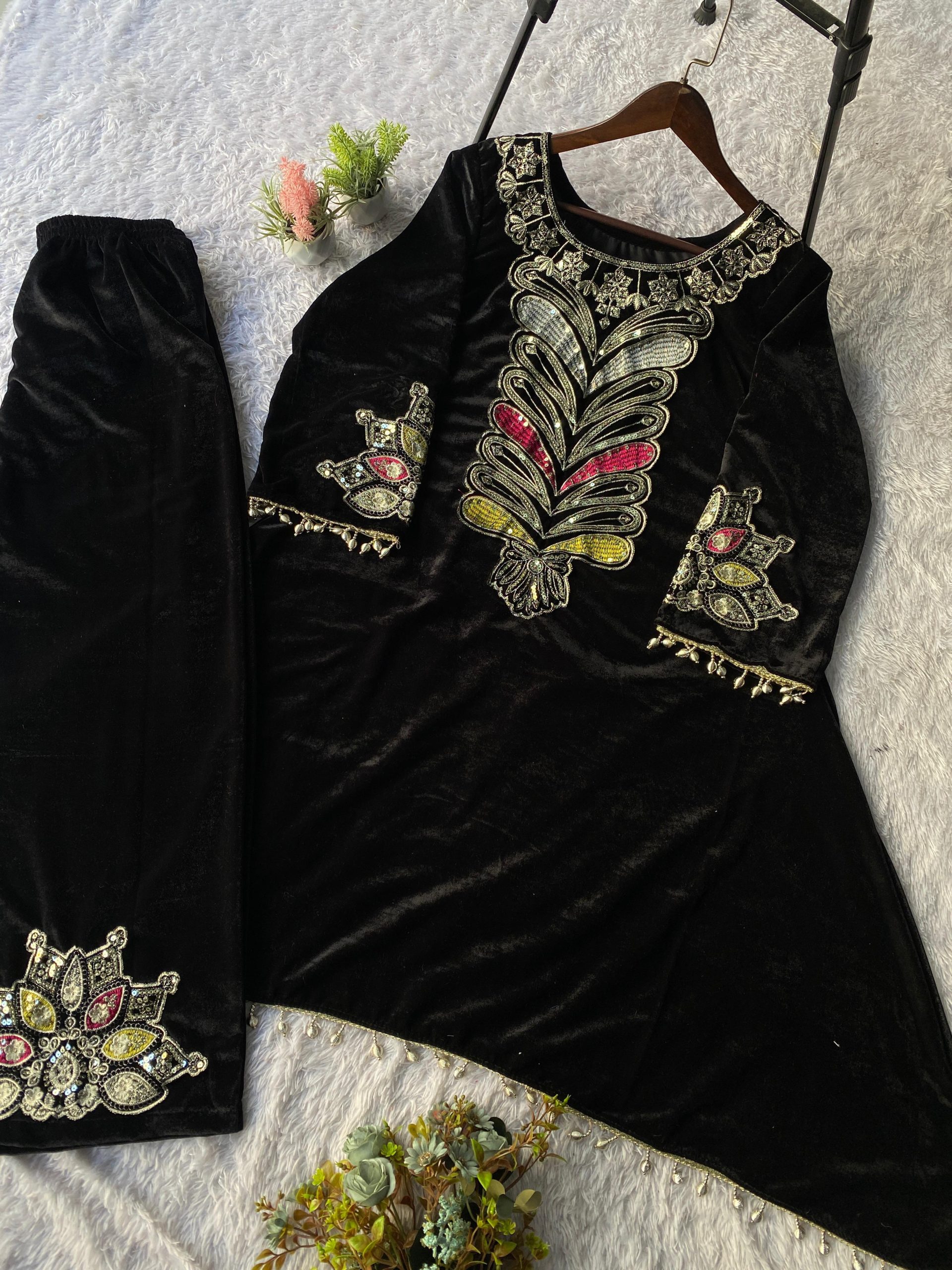 PHOTO-2025-12-15-16-16-00