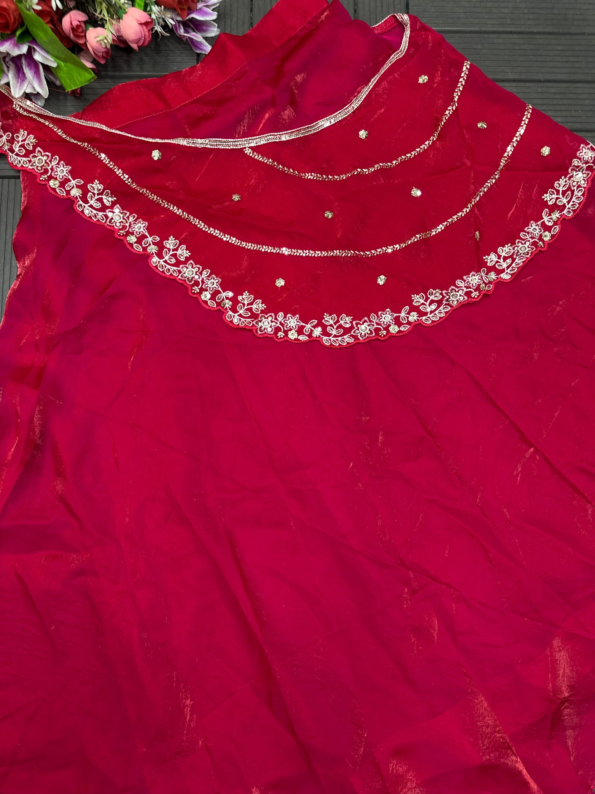 PHOTO-2025-12-15-17-47-23