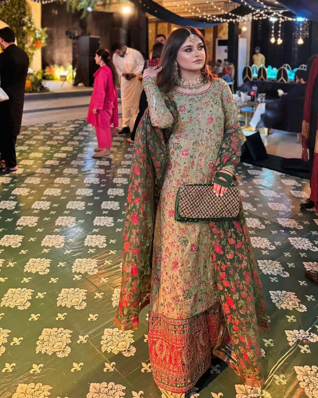 PHOTO-2025-12-25-20-13-37