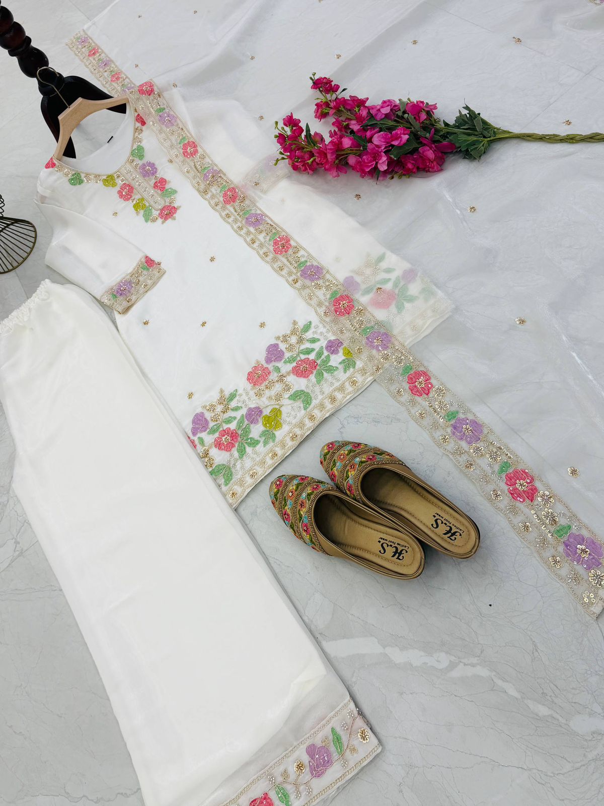 PHOTO-2026-03-27-09-14-42