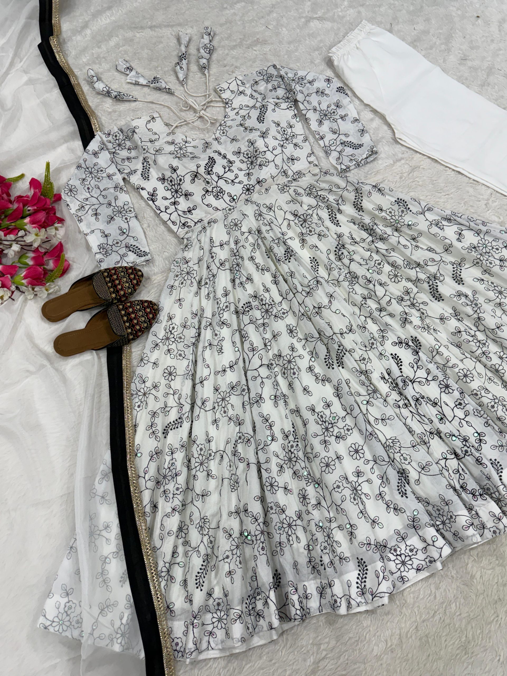 PHOTO-2026-04-06-13-01-10