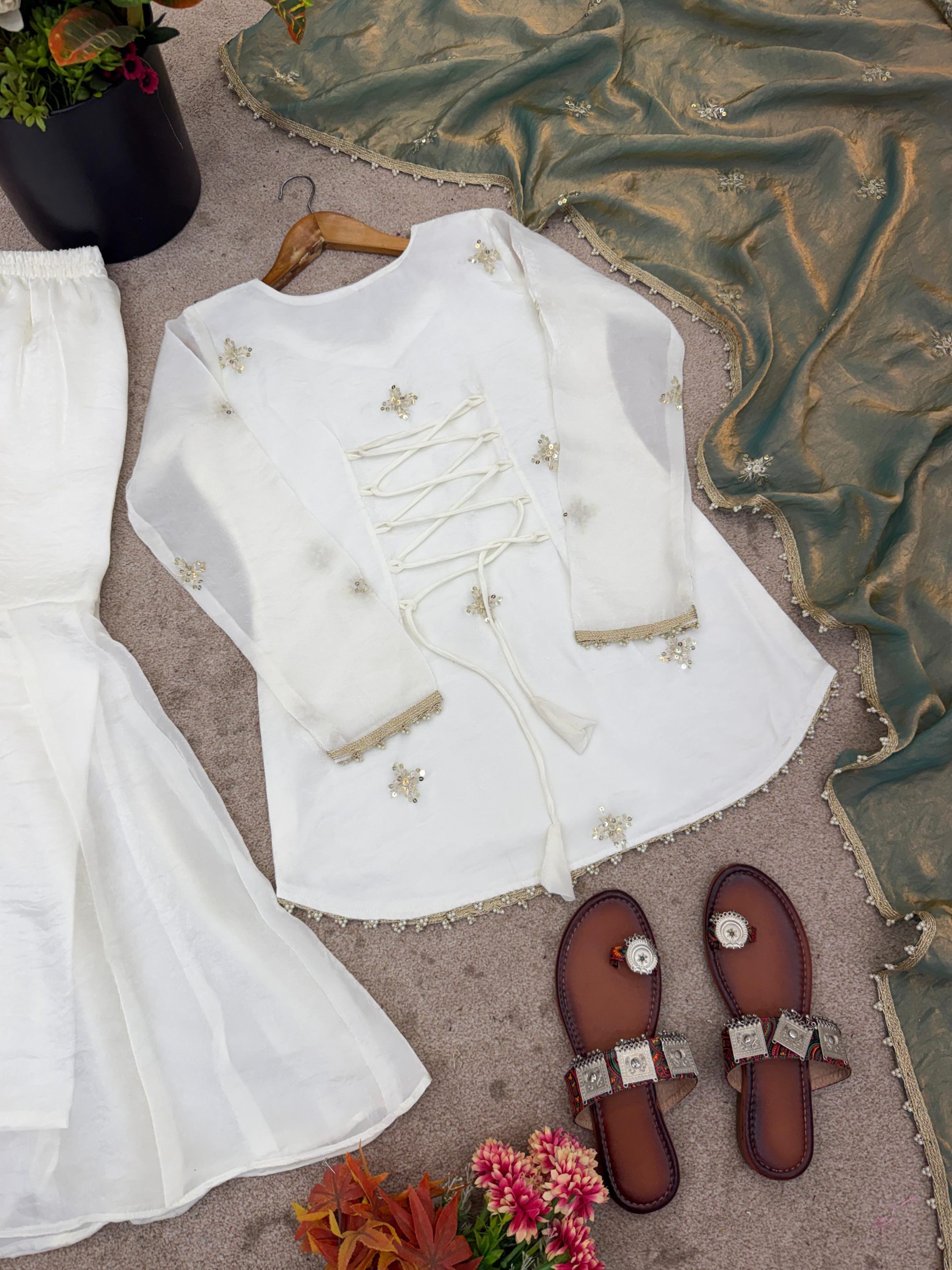 PHOTO-2026-04-06-13-13-36